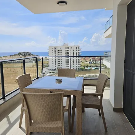 Daire Sea View 2-bedroom With Water Park At Caesar Blue *