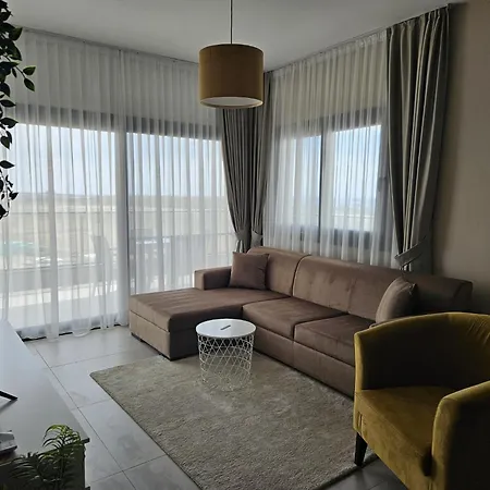 Apartment Sea View 2-bedroom With Water Park At Caesar Blue *