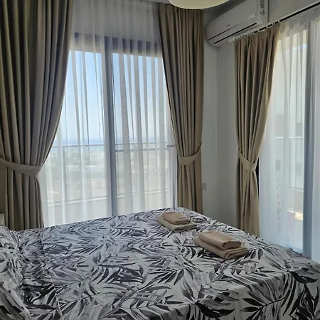Sea View 2-bedroom With Water Park At Caesar Blue *