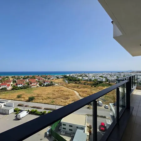 Sea View 2-bedroom With Water Park At Caesar Blue